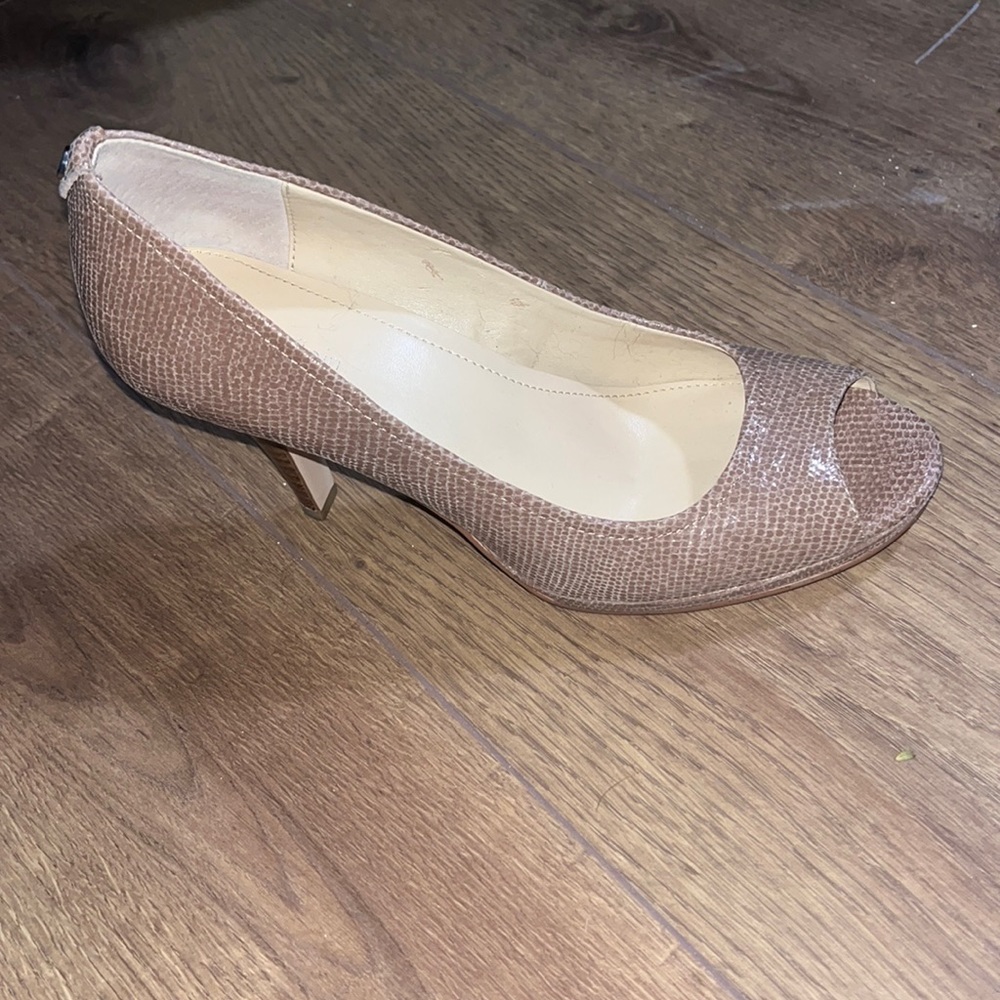 Calvin Klein women’s size 7 heels.